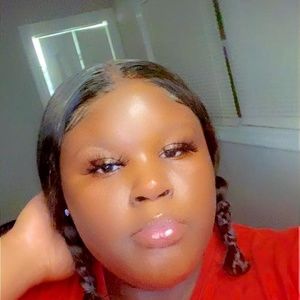 Meet your Posher, Jamella